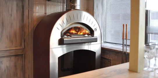 Piec do Pizzy opalany drewnem  na podstawie jezdnej | Quattro | ALFA FORNI - Commercial