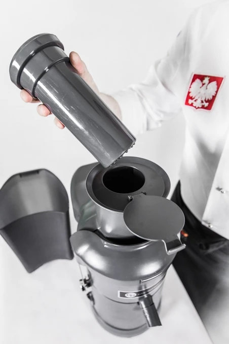 Sokowirówka gastronomiczna do warzyw i owoców  GP-2000A