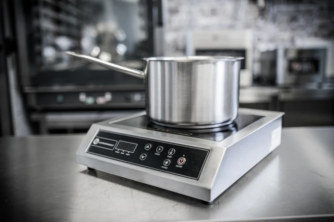 Kuchenka indukcyjna gastronomiczna 